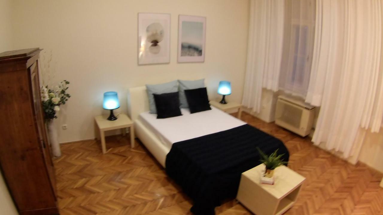 Opera Dream Apartment Budapest Eksteriør billede